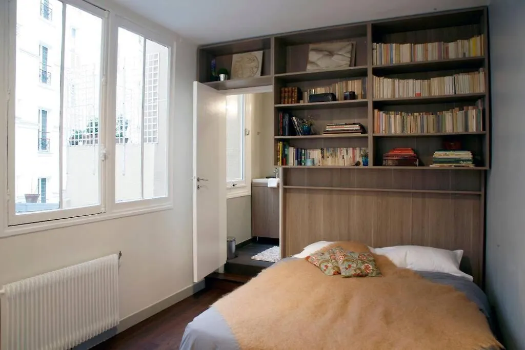 The Eifel Tower Artist Loft アパート *